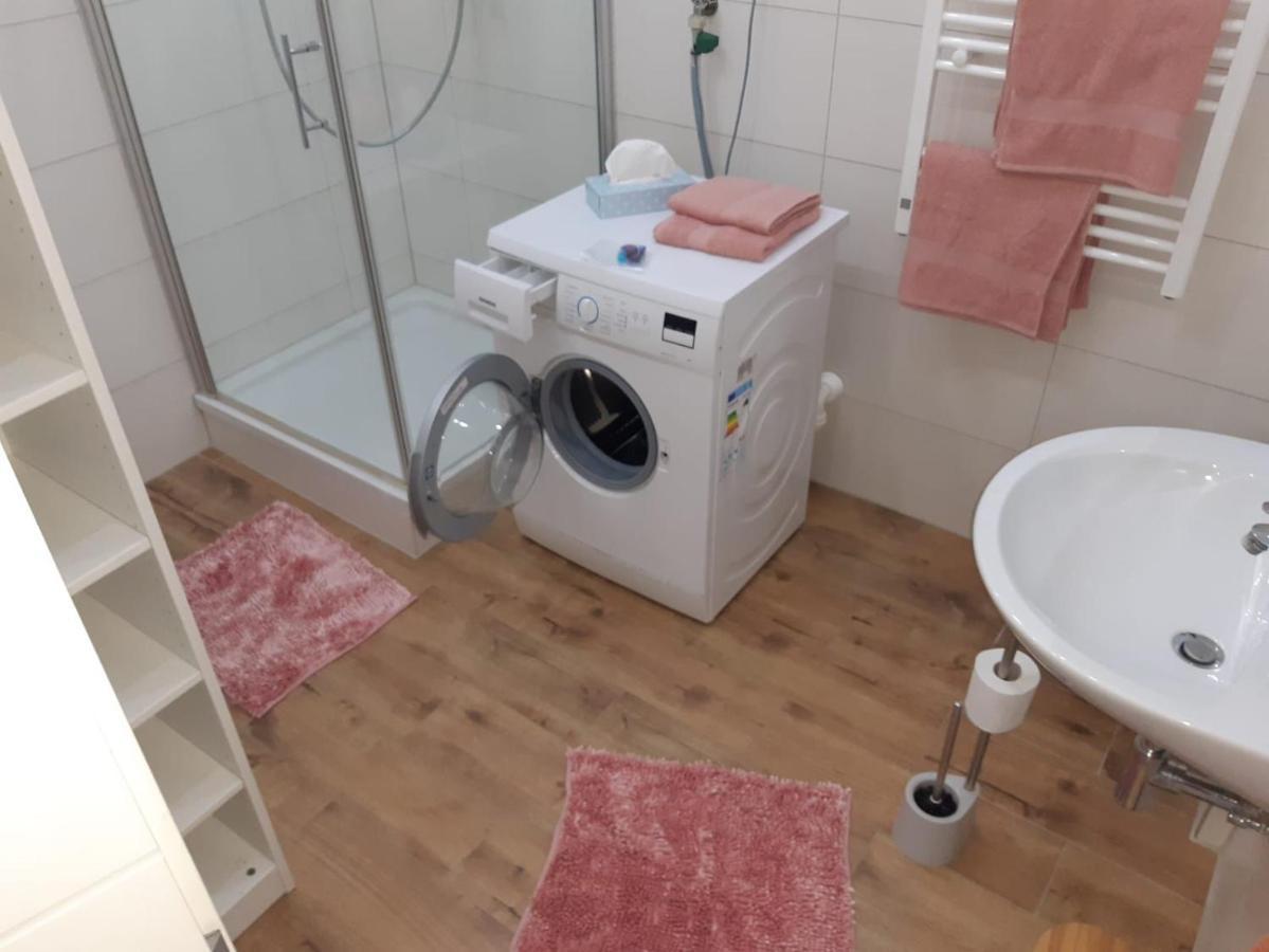 Luxurioese Wohnung Mit Eigenem Garten アウグスブルク エクステリア 写真