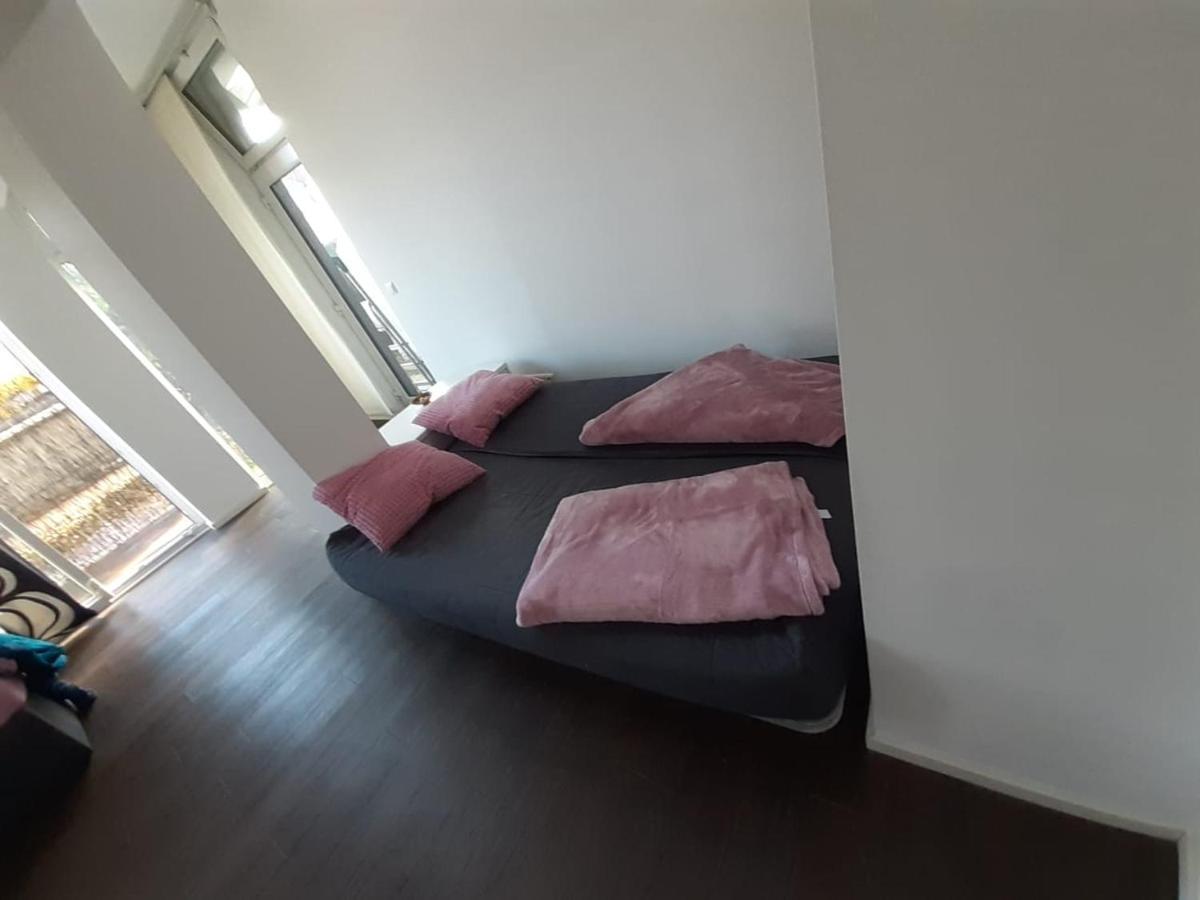 Luxurioese Wohnung Mit Eigenem Garten アウグスブルク エクステリア 写真