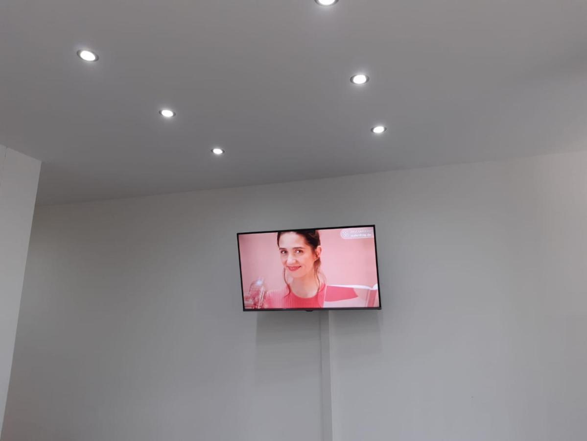 Luxurioese Wohnung Mit Eigenem Garten アウグスブルク エクステリア 写真