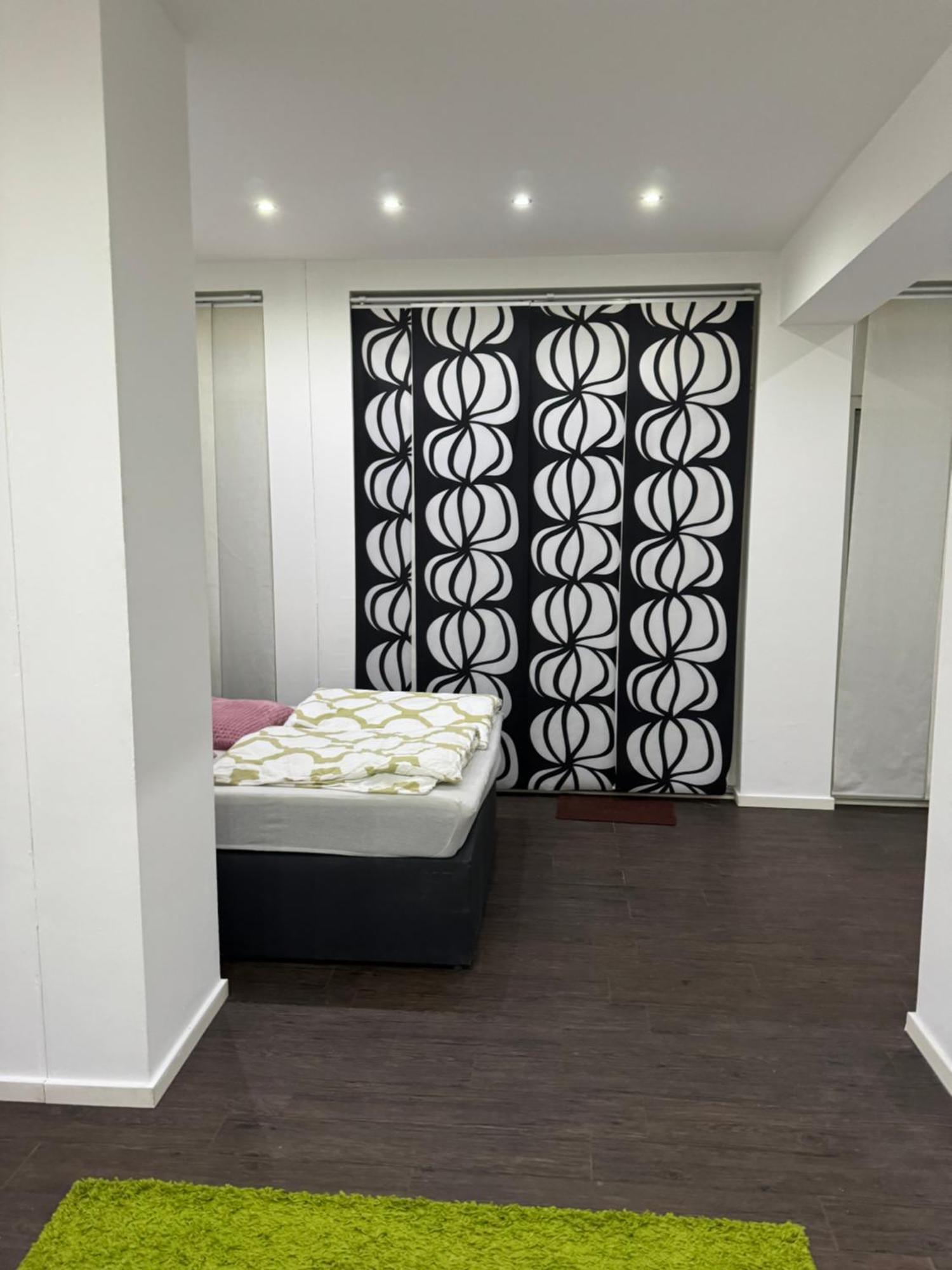 Luxurioese Wohnung Mit Eigenem Garten アウグスブルク エクステリア 写真